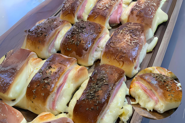 Receita de Joelho de Presunto e Queijo Fácil e Deliciosa