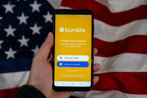 Bumble-em-espanhol-funciona-nos-EUA-Guia-completo