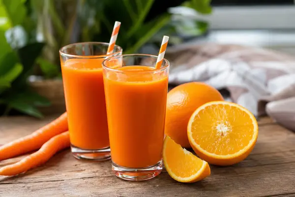 Receita-de-Suco-Detox-de-Laranja-com-Cenoura-2.